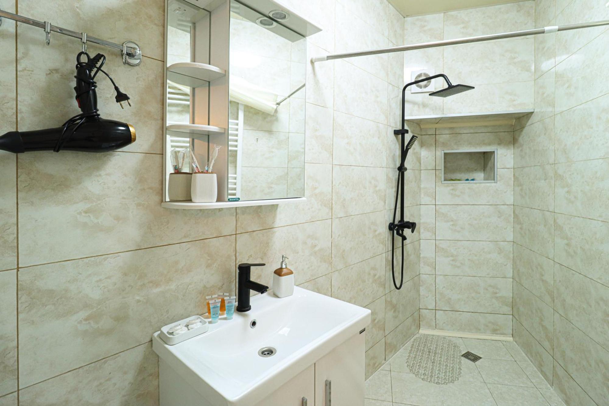 Spacious In Sololaki District Appartement *