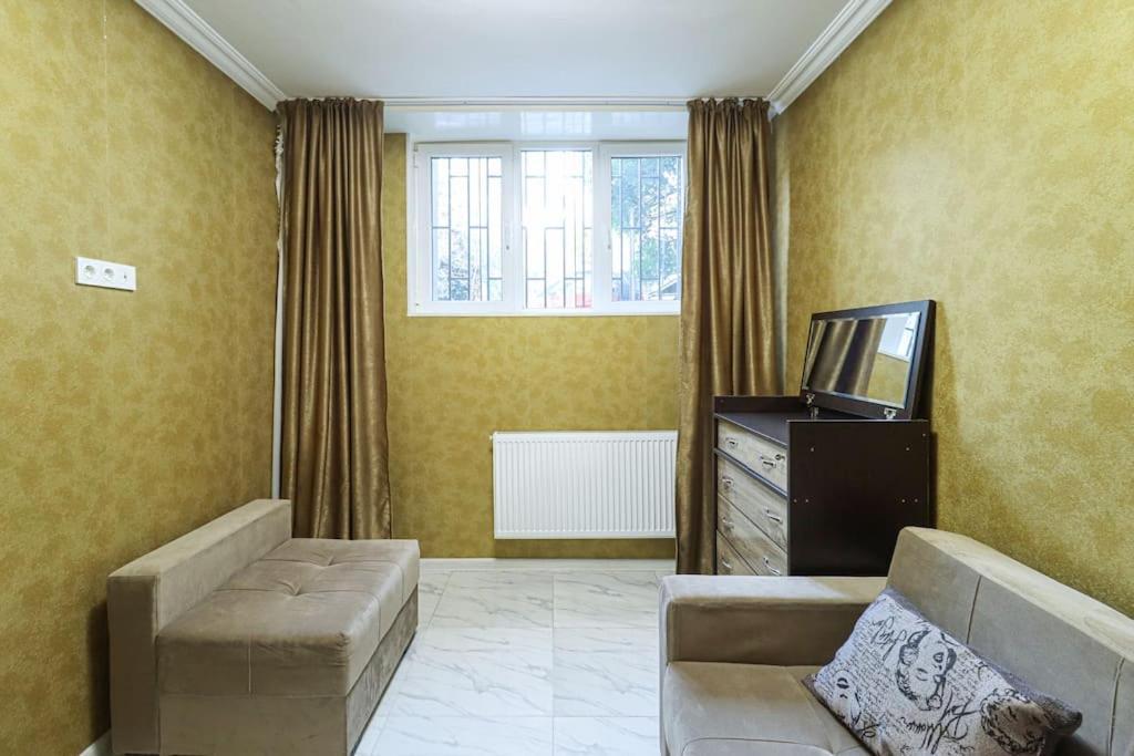 Apartament Spacious In Sololaki District *